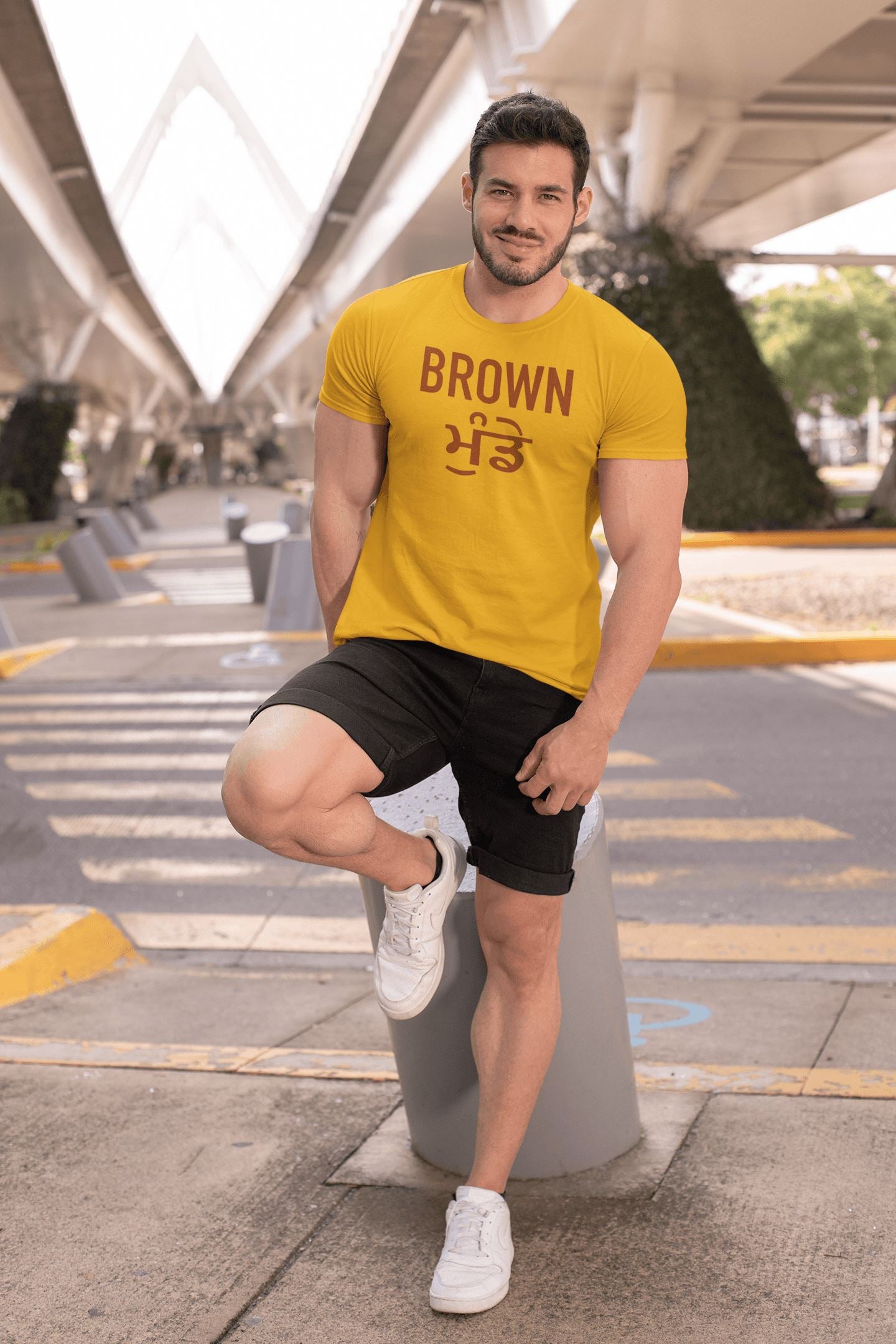 Brown Munde Exclusive T Shirt for Indian Men | Premium Design | Catch My Drift India - Catch My Drift India  brown, clothing, desi, funny, general, gym, indian, made in india, munde, shirt, t